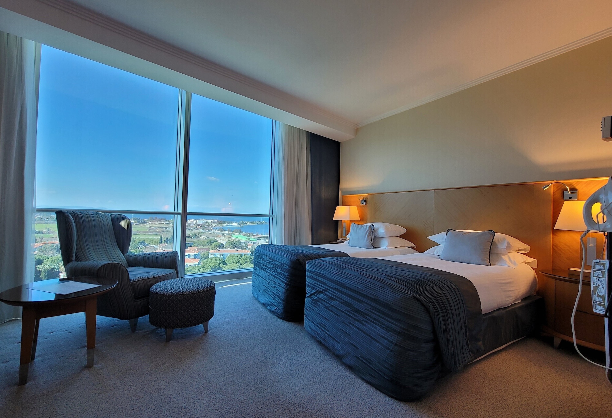 STANDARD, TWIN BEDS, MOUNTAIN VIEW