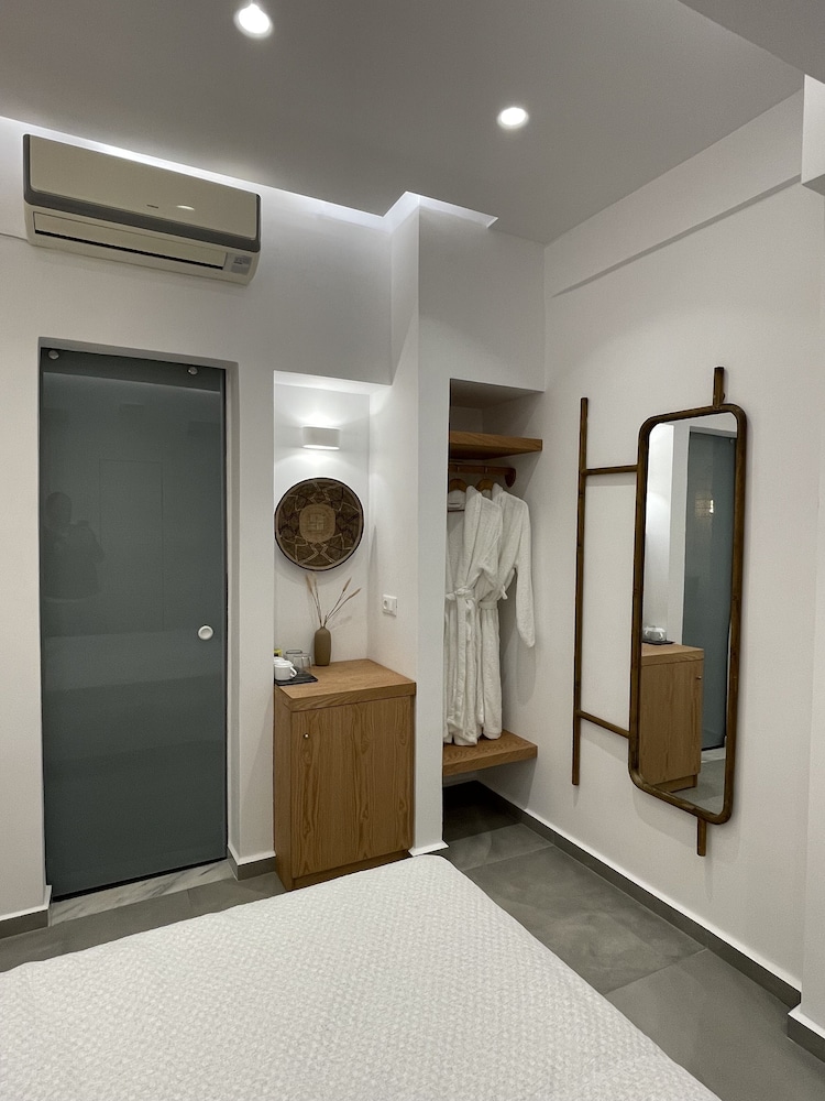 Galatia Villas 6/66
