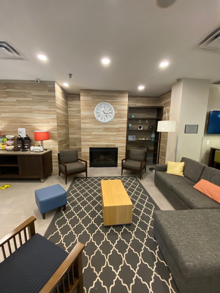 Comfort Inn & Suites Fairburn - Atlanta Southwest 37/45