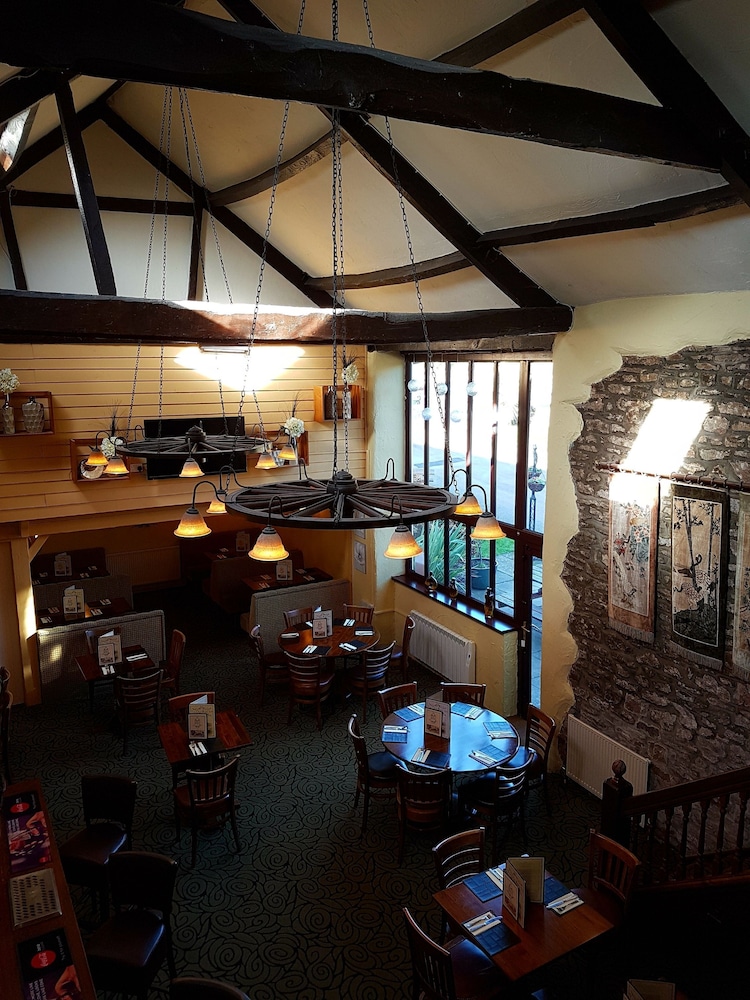 The Old Barn Inn 24/35