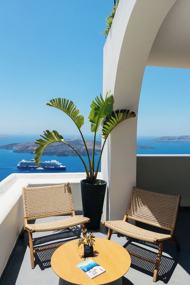 Kastro Suites 63/78