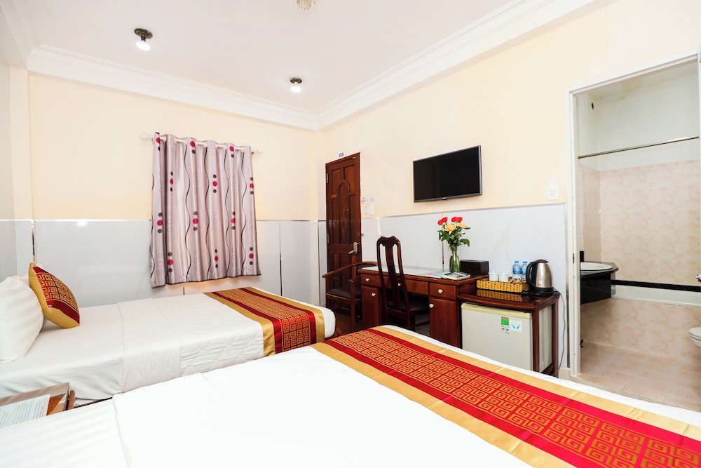 Hanh Phuc Hotel 23/55
