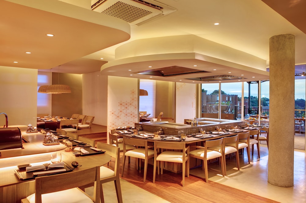 The Address Boutique Hotel 60/73