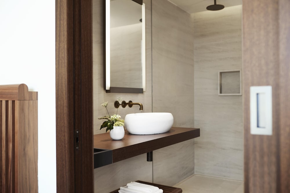 Nobu Hotel Barcelona 67/68
