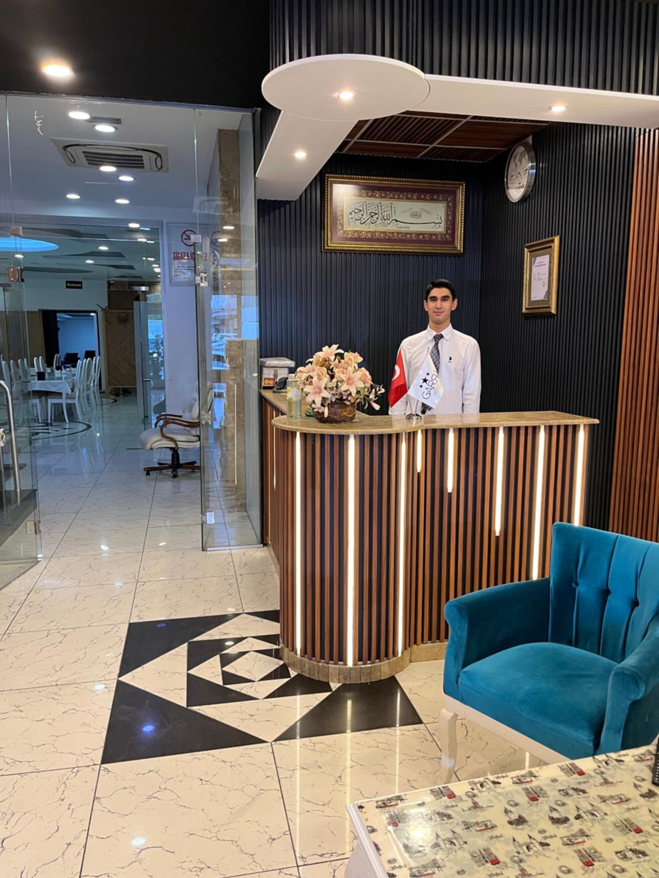 Garra Hotels 5/50