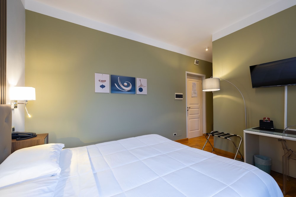 La Ferté Restaurant And Suites 8/50