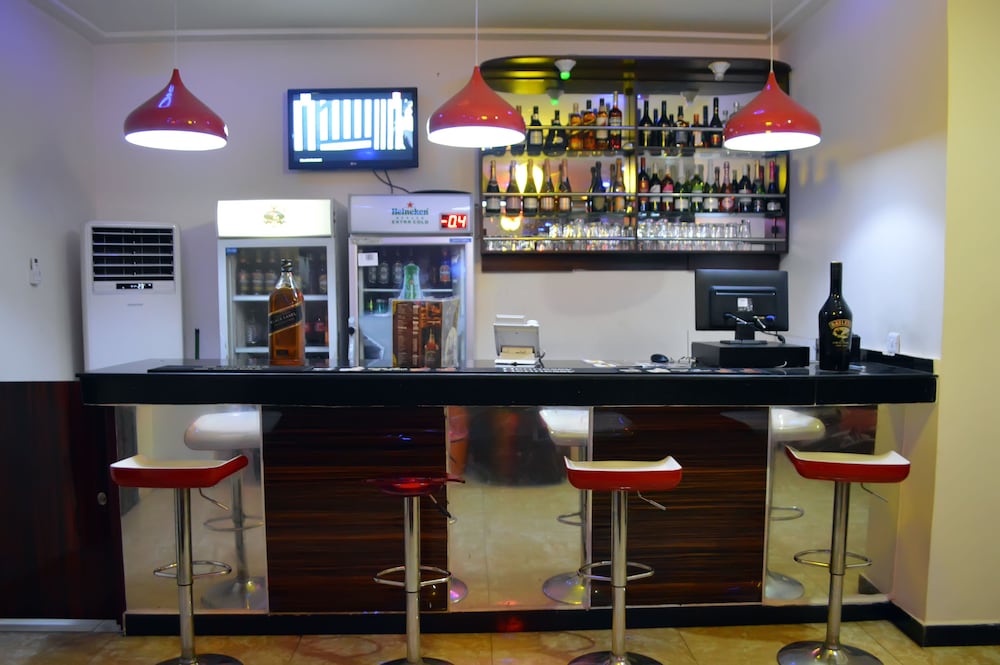 De Santos Hotel 36/39