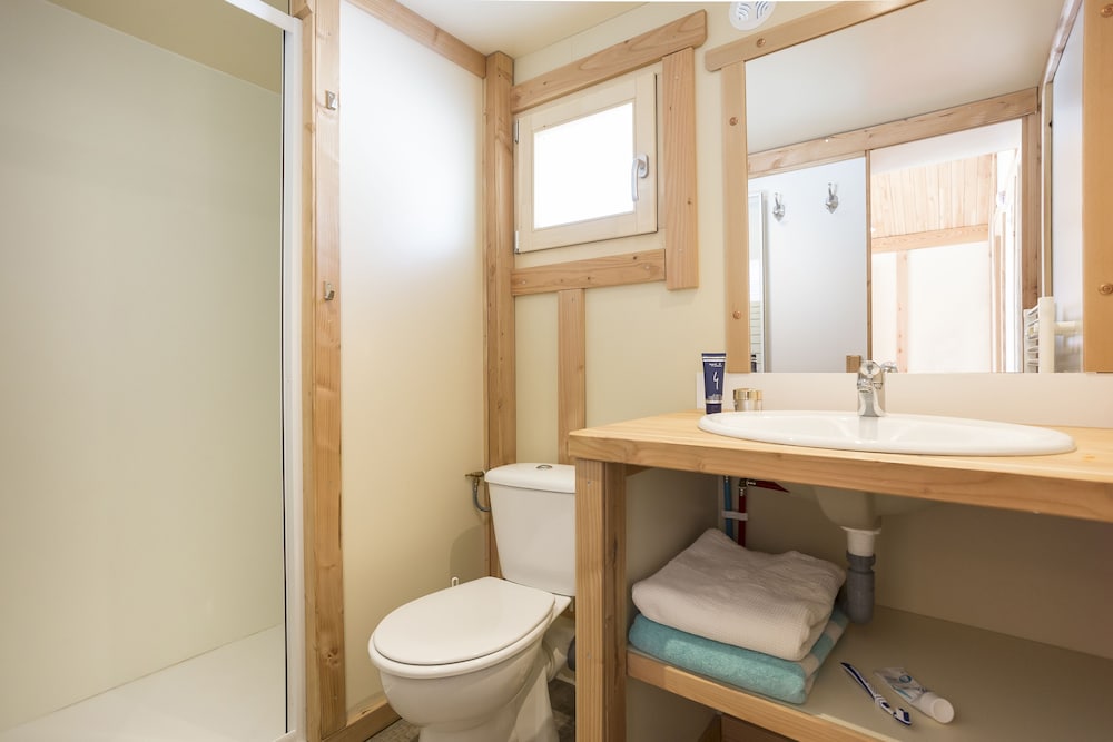 Huttopia Bourg Saint Maurice 44/48