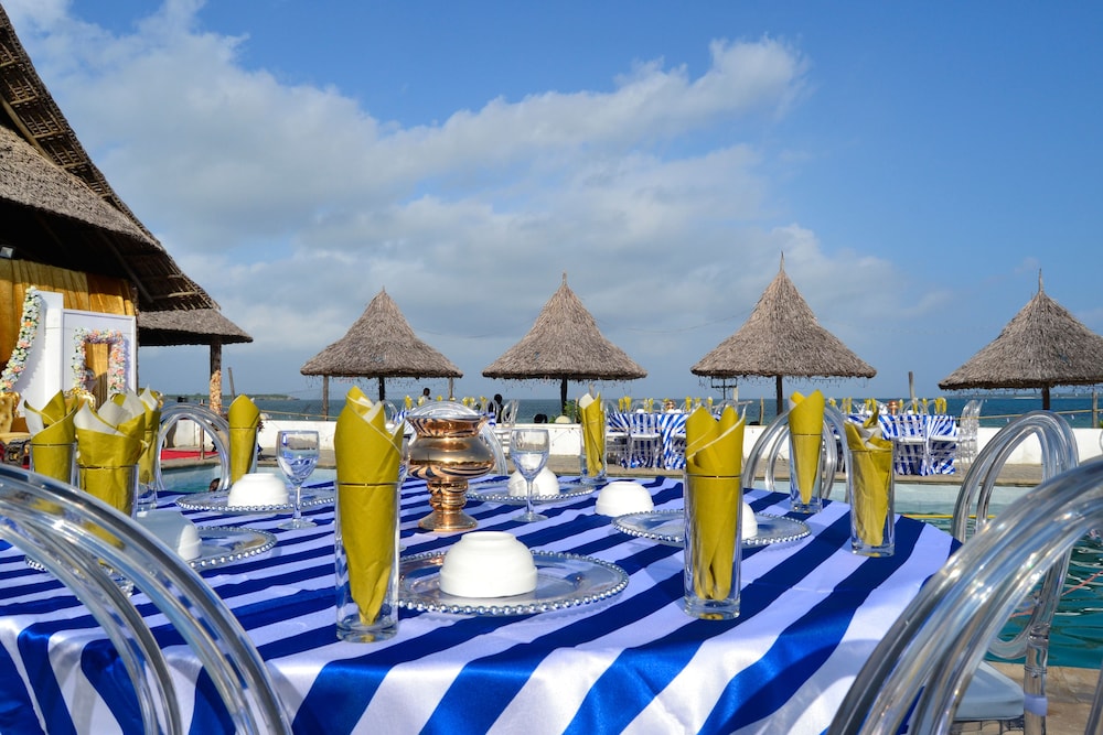 Serene Beach Resort 66/76