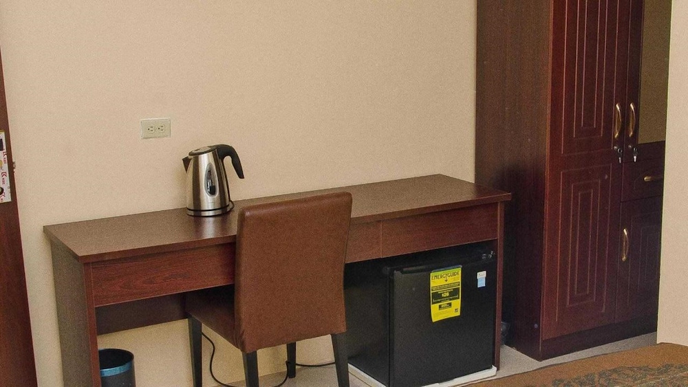 Grand Diamond Hotel 6/24