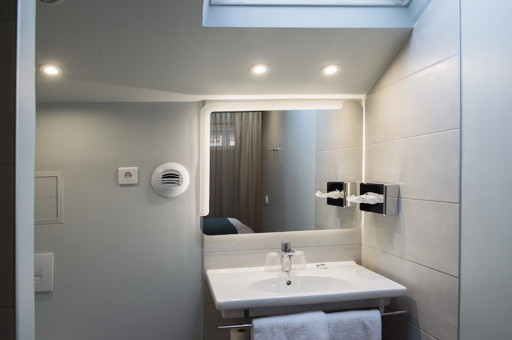 Hotel Mercure Paris Suresnes Longchamp 10/51