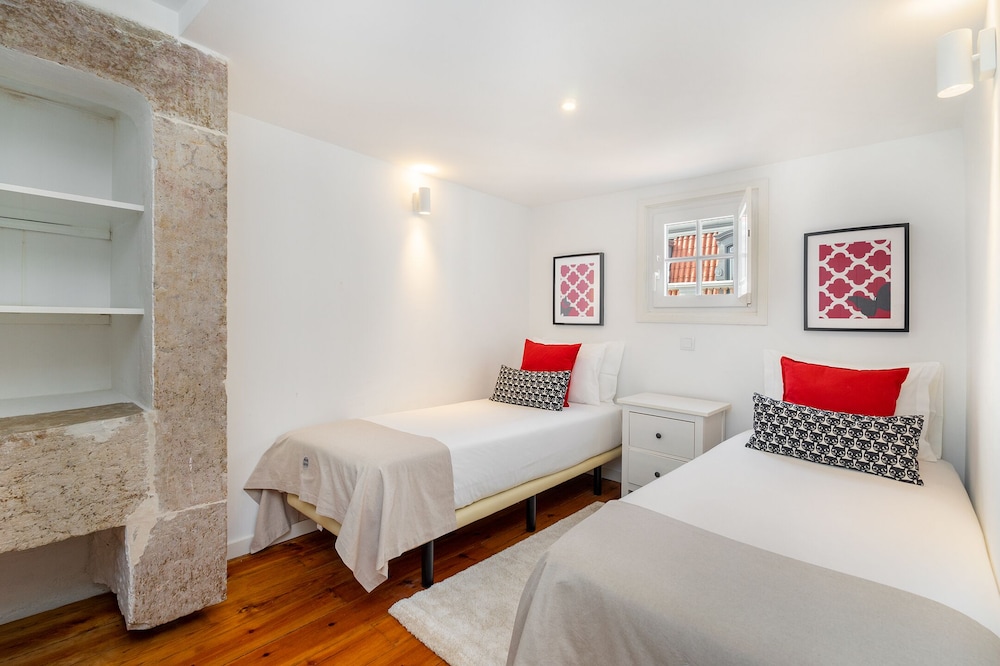 Santa Justa Prime Guesthouse 15/50