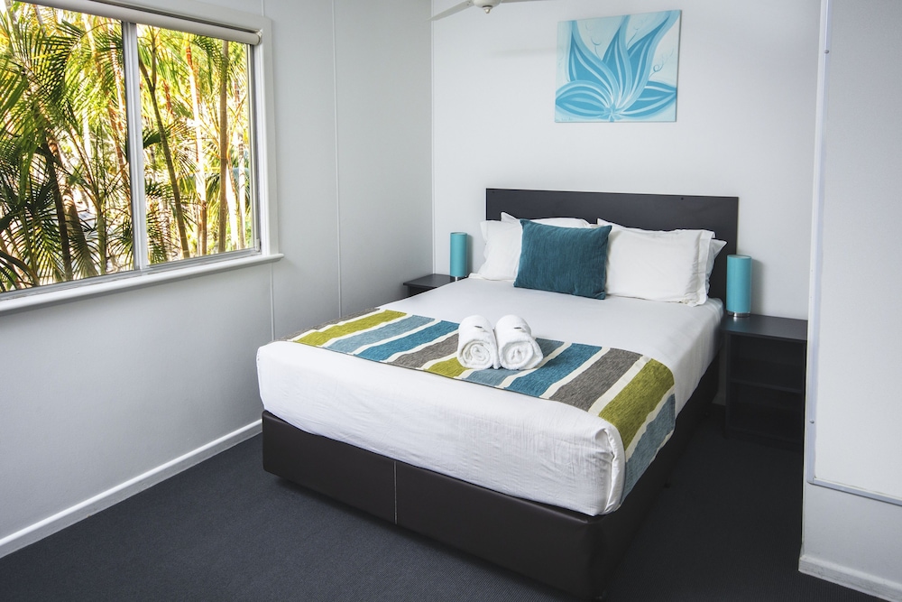 The Beach Motel Hervey Bay 8/72