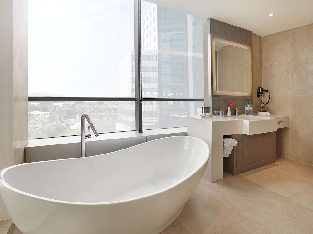 Novotel Samator Surabaya Timur 14/70
