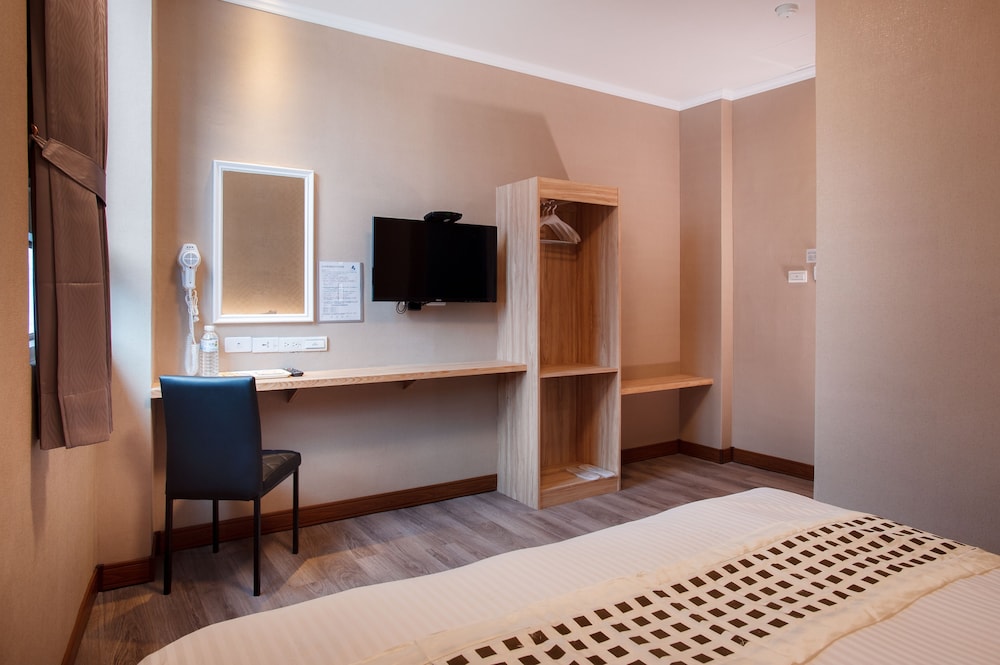 Shan Shui Hotel 57/64