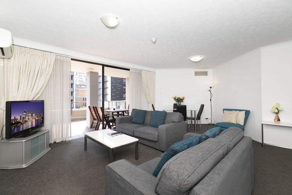 Astor Apartments 22/50
