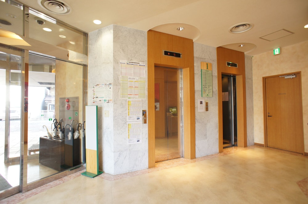 Island Hotel 9/60