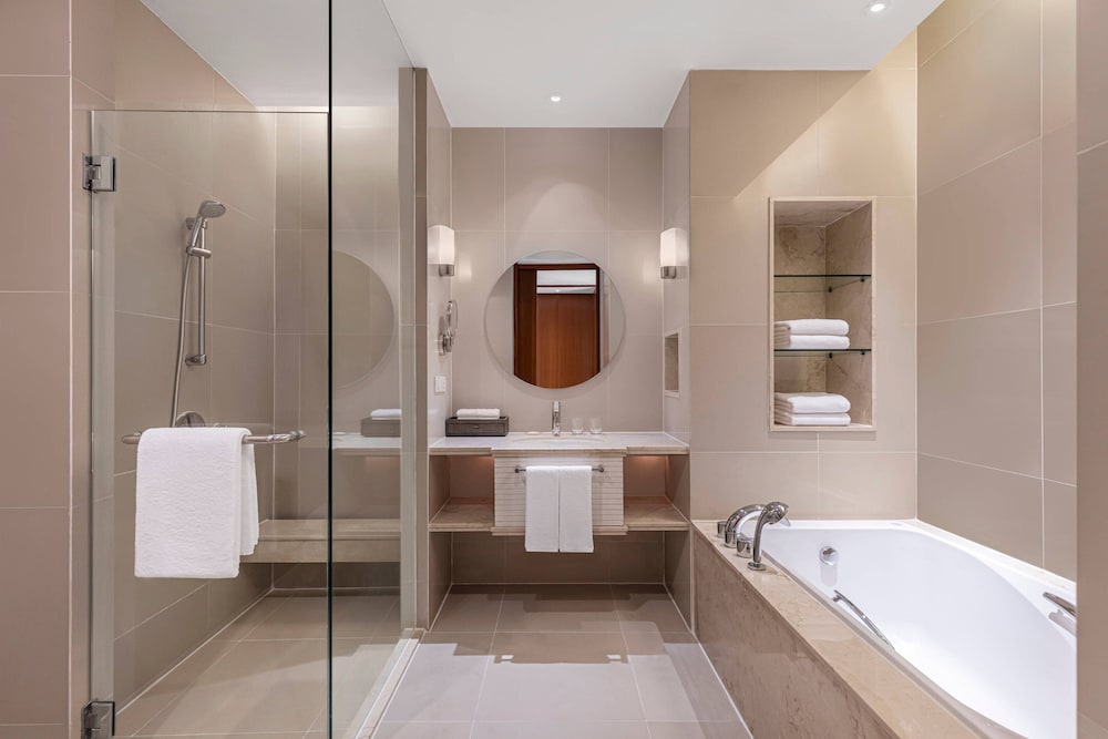 Courtyard by Marriott Bangkok 7/29