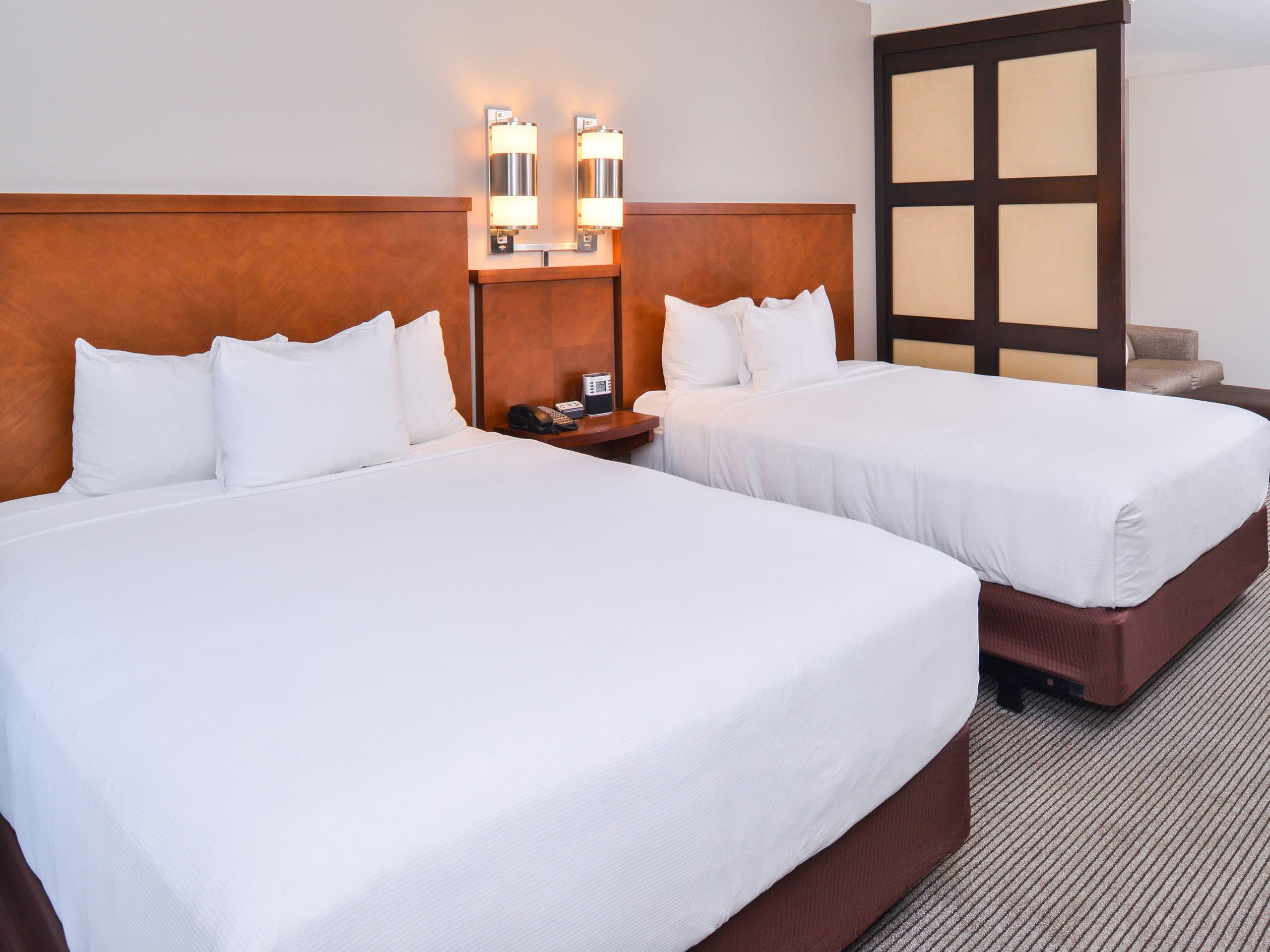 Room, 2 Queen Beds