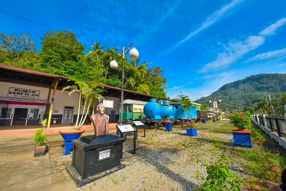Khas Ombilin Hotel 30/33