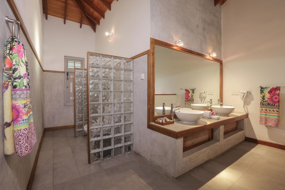Villa Hundira 32/50