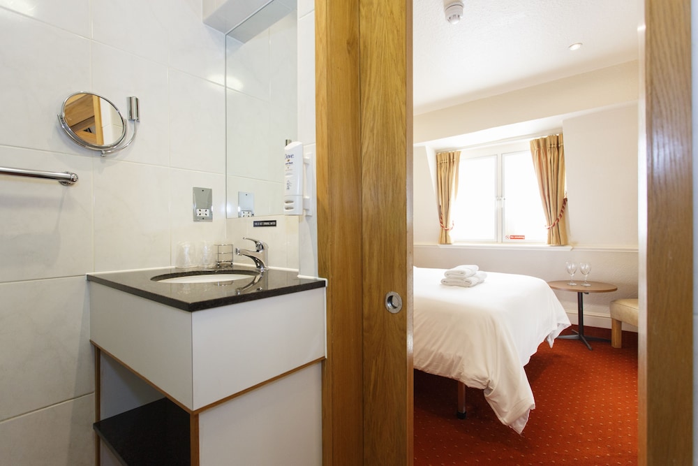 Morgan Hotel 19/35