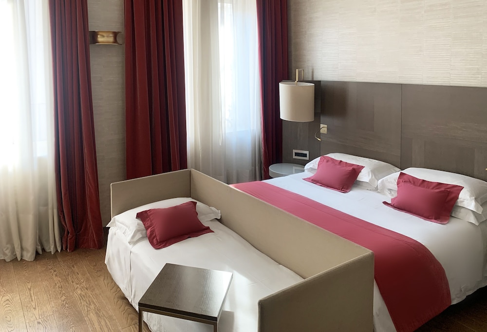Rosa Grand Milano Starhotels Collezione 21/76