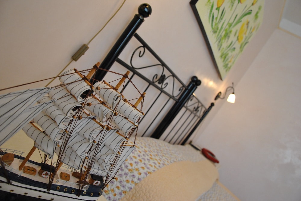 Mediterraneo Hotel 33/73