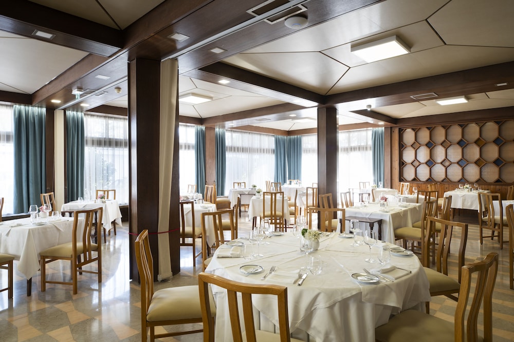 Hotel Fatima 36/50