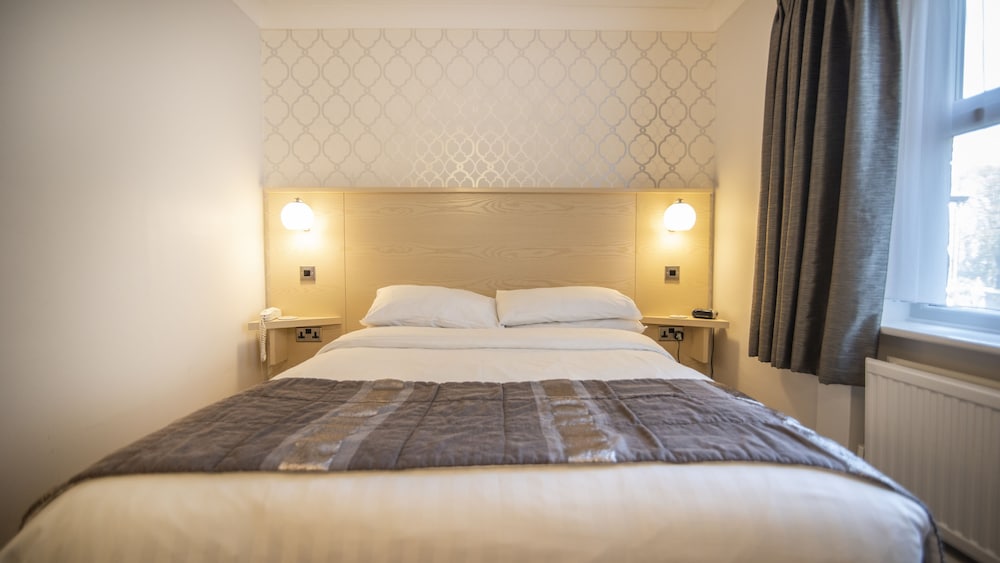 Astley Bank Hotel by Sunday 23/58