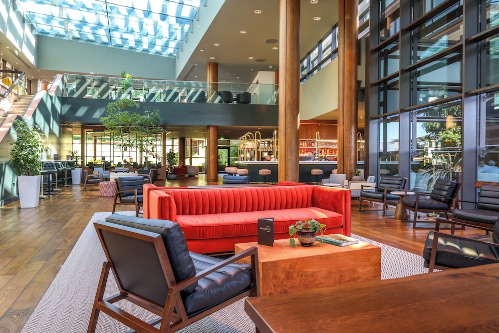 The Orchard Hotel Restaurant 40/63