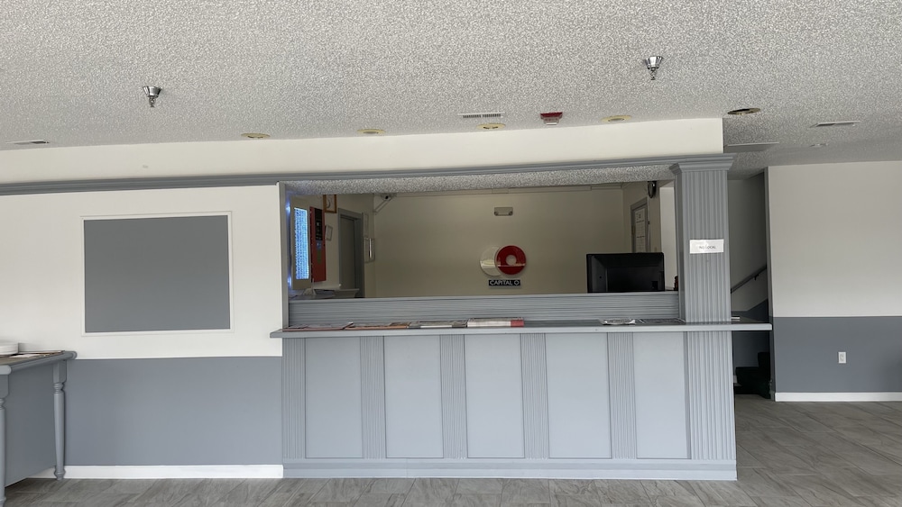 Evergreen Inn 2/50