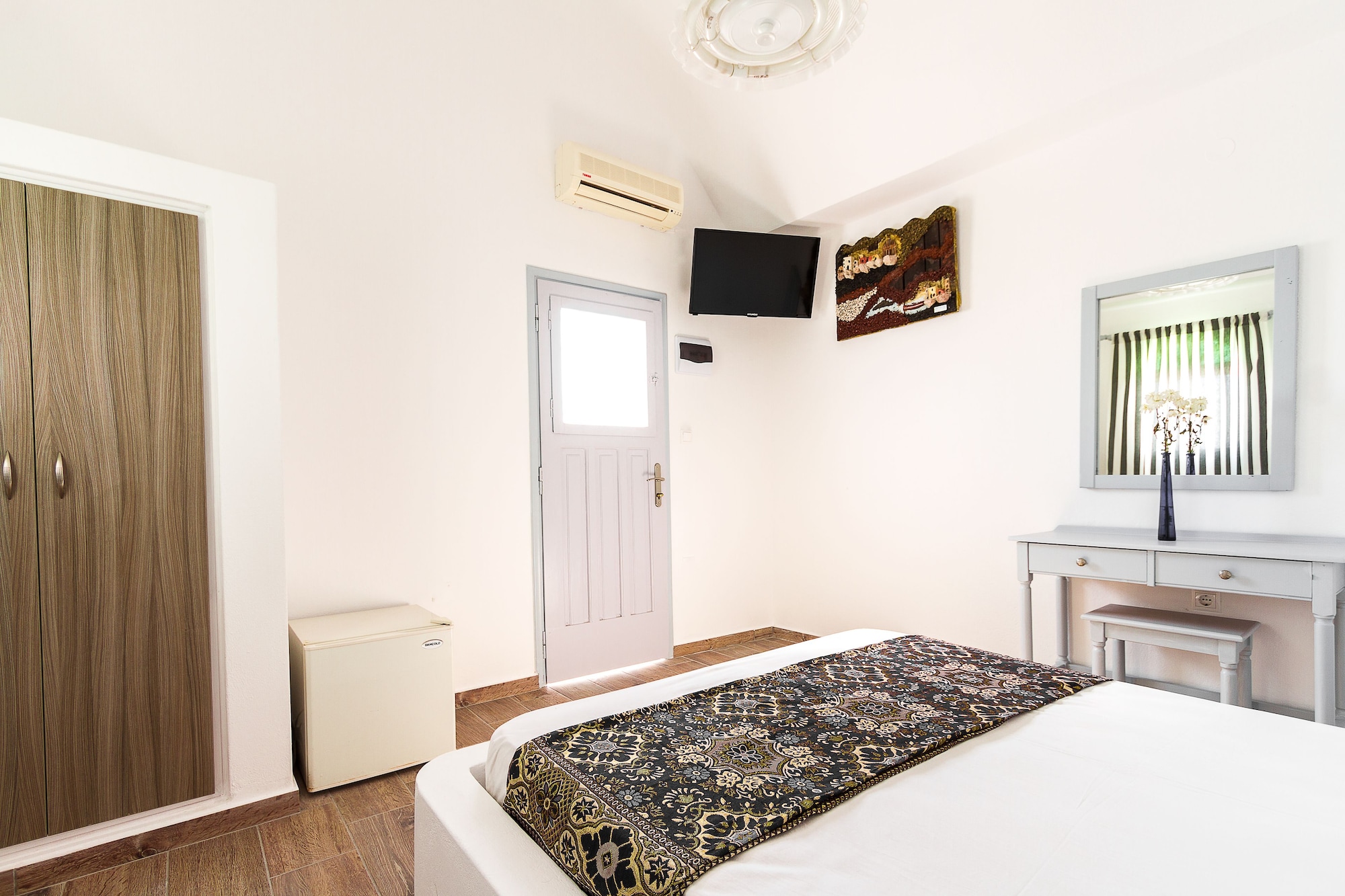 Superior, Double Bed, Sea View
