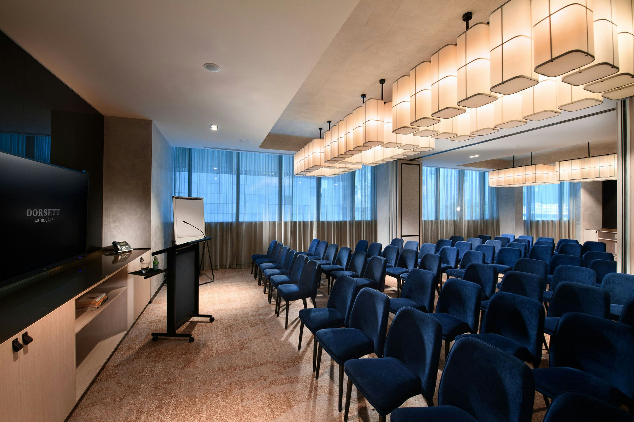 Dorsett Melbourne 18/21