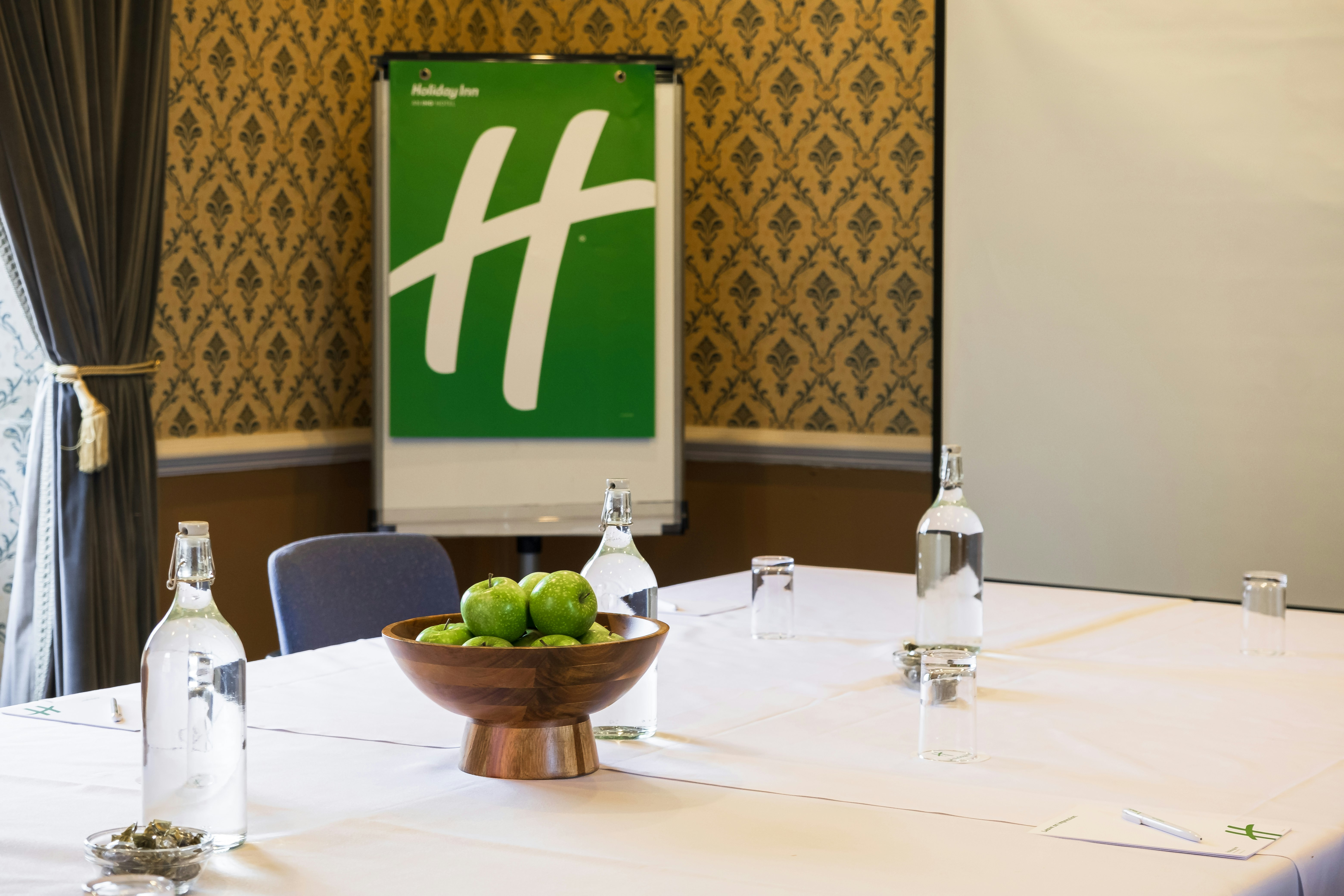 Holiday Inn Doncaster A1 M Jct 36 11/50