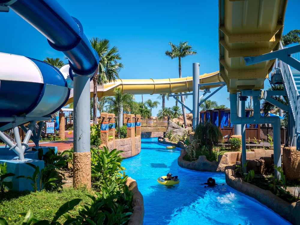World Resort 37/50