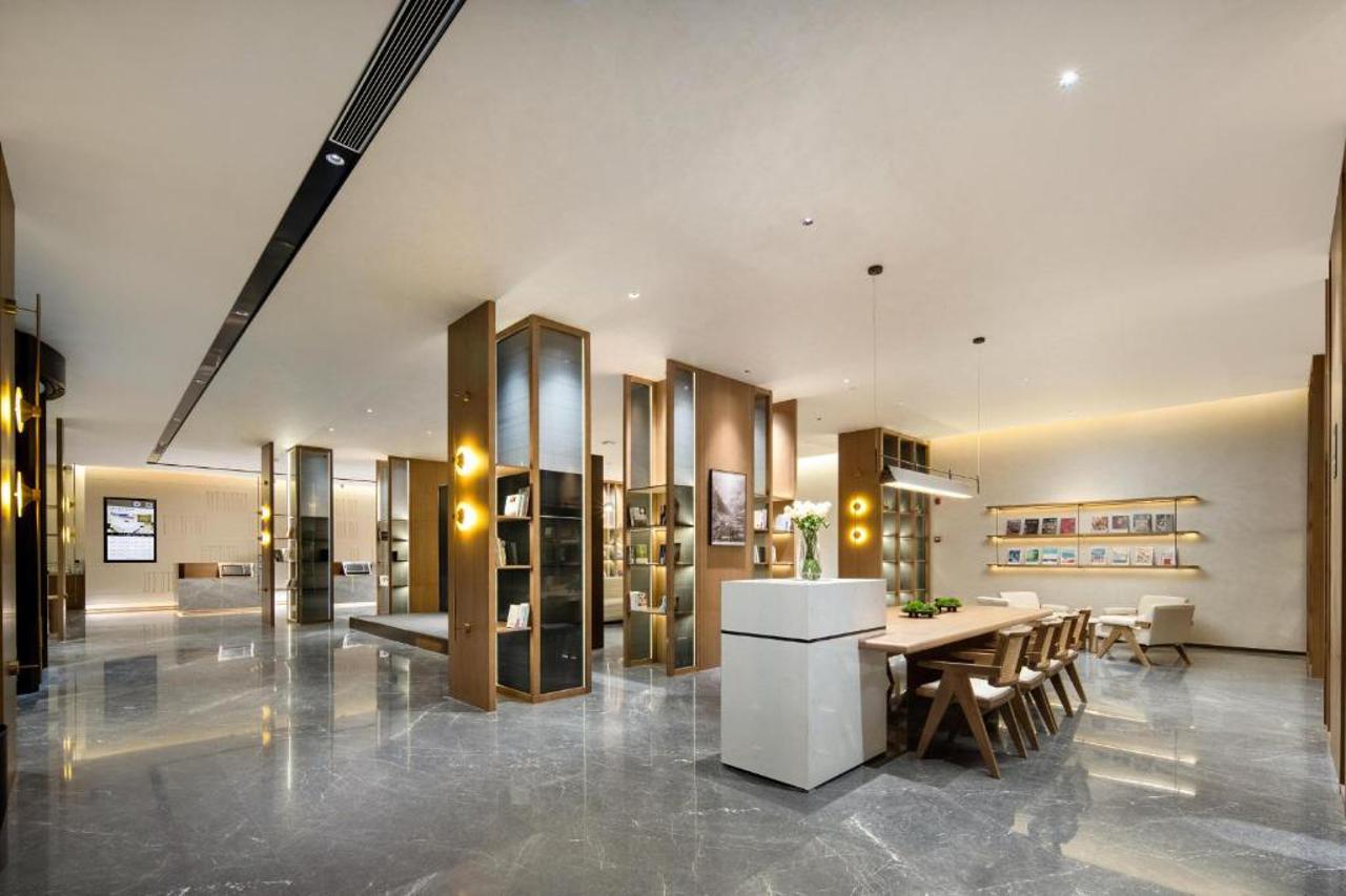Atour Hotel Shanghai Chongming Dongtan Business Plaza 2/9