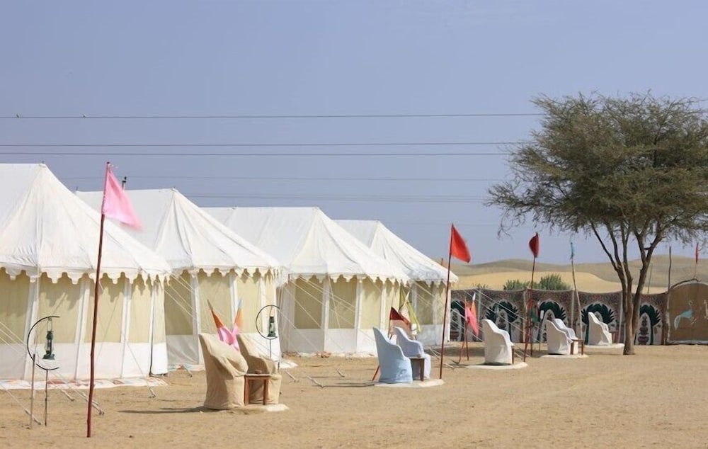 Royal Desert Camps 35/38
