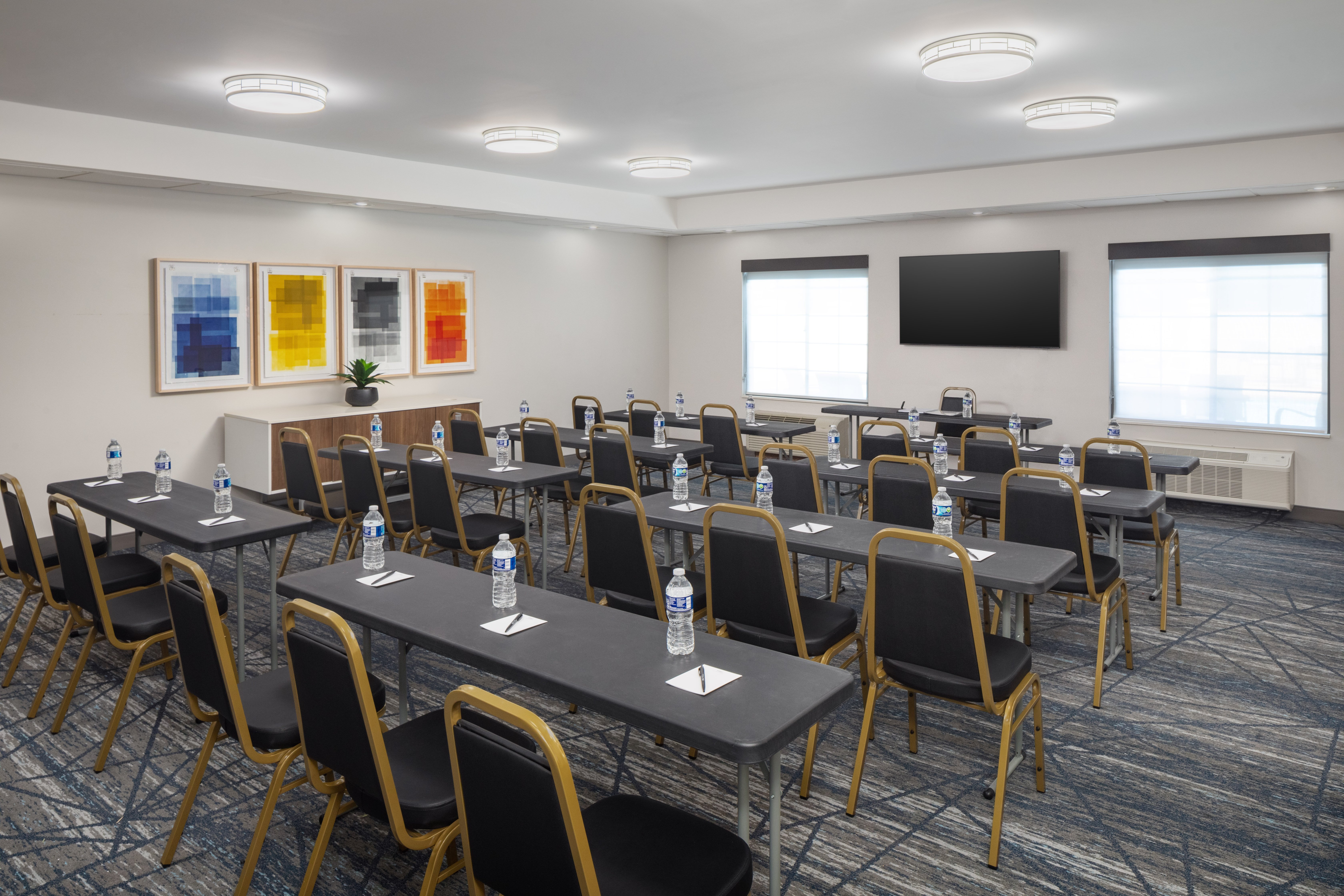 Holiday Inn Express Suites Albemarle 44/51