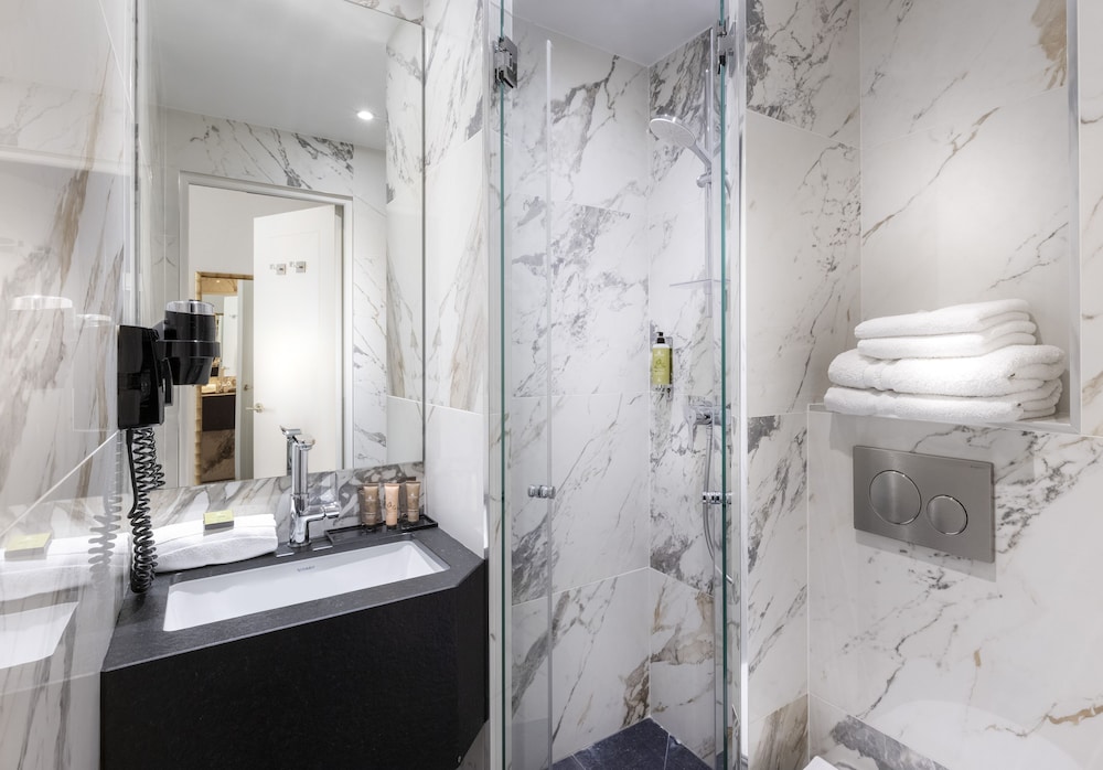 Hotel Du Bois Champs-Elysees 45/50