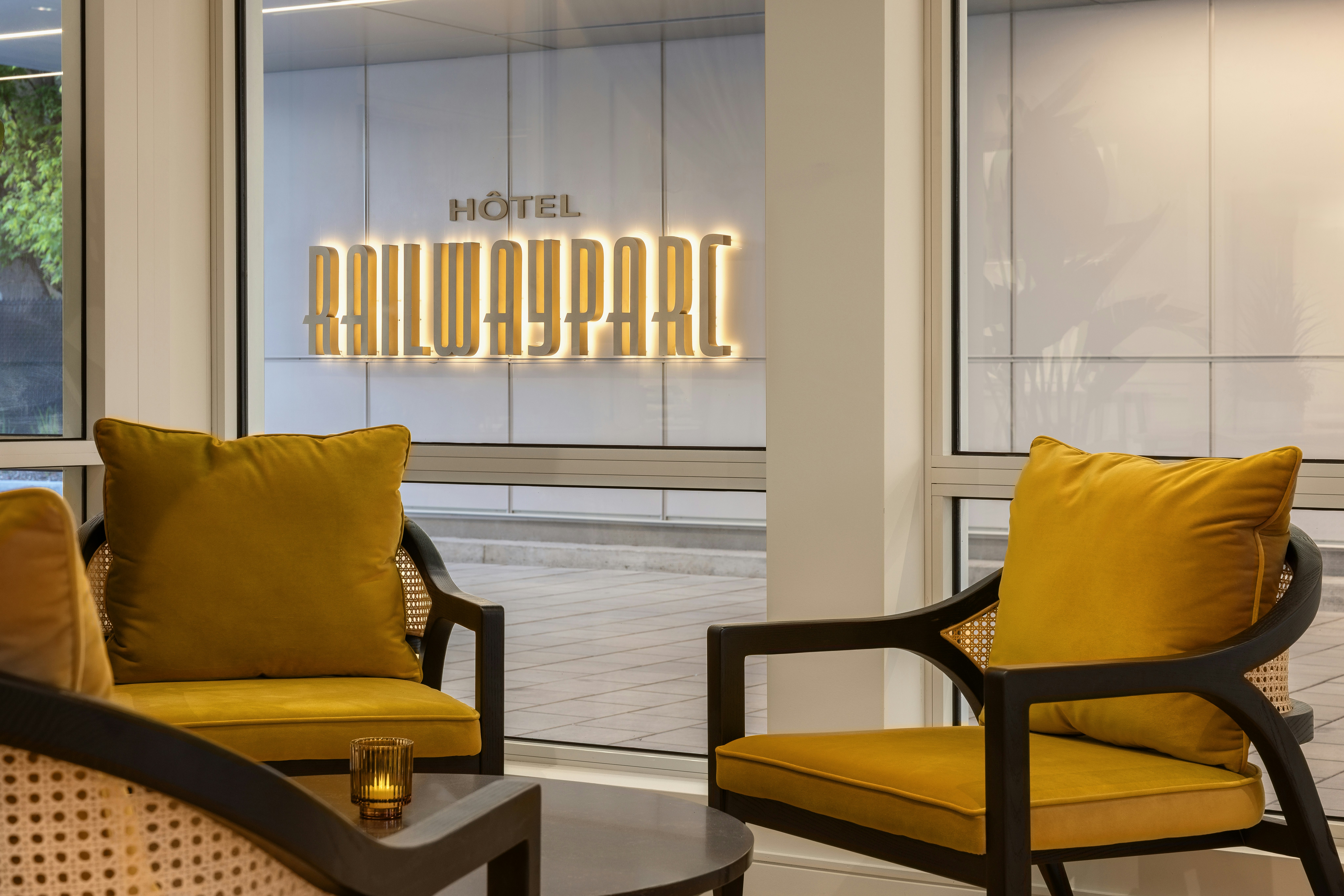 Hotel Railwayparc Montreal, Tapestry Collection by Hilton 20/35
