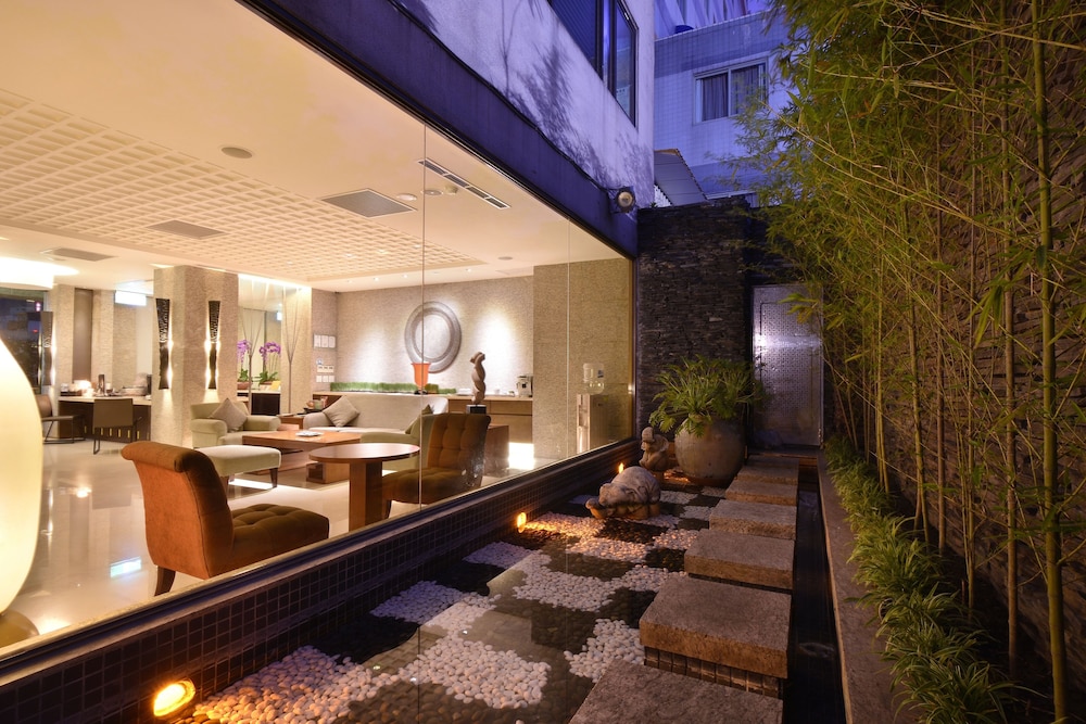 Fu Lyu Inn 26/43