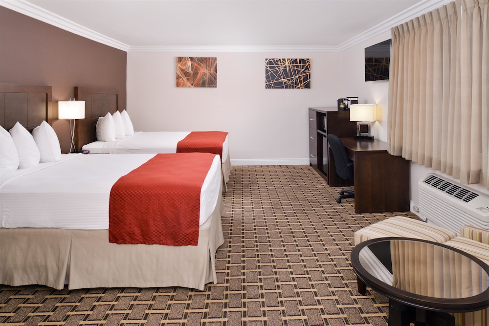 Best Western Plus LA Mid Town Hotel 21/37