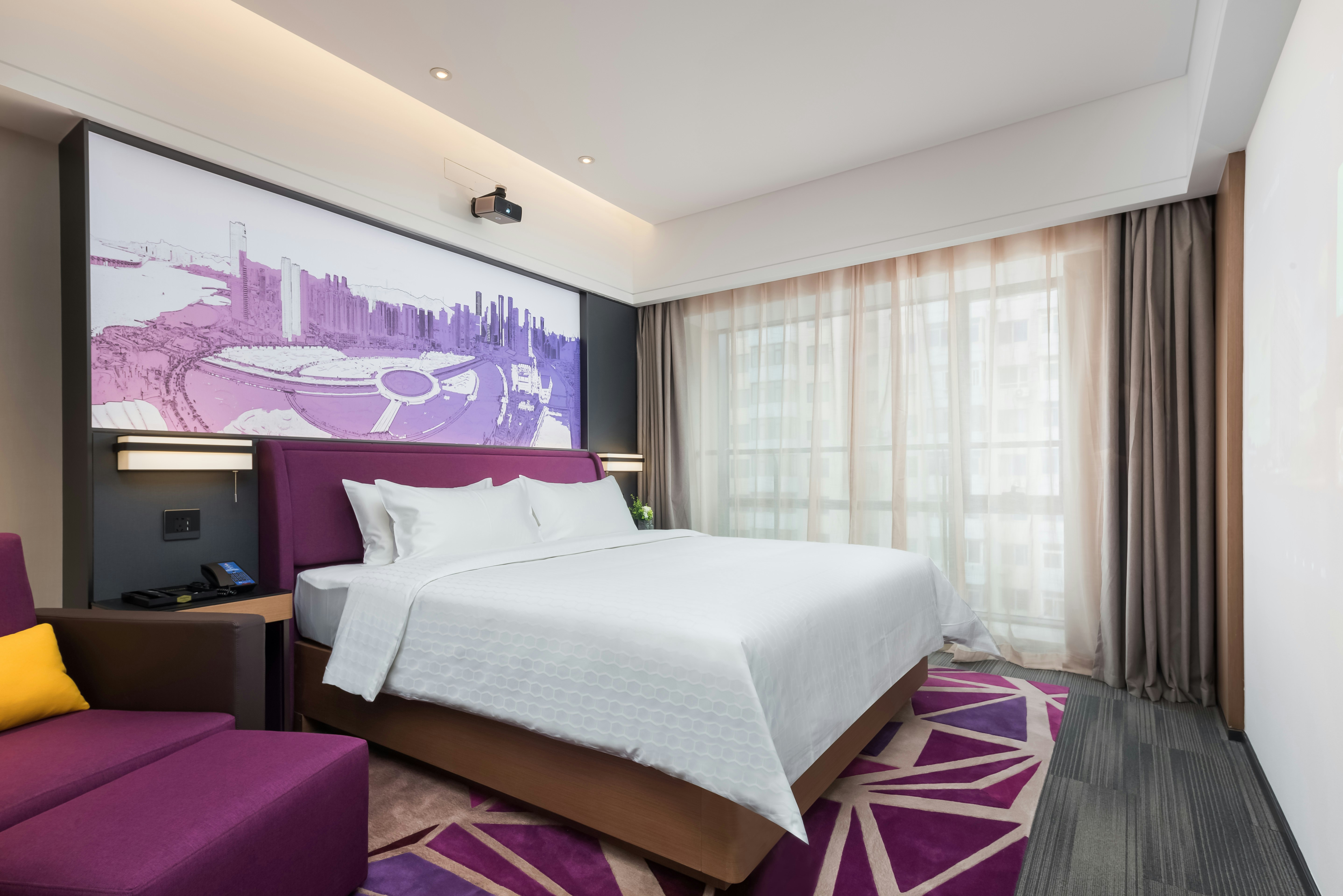 Hampton by Hilton Dalian Zhongshan 6/18