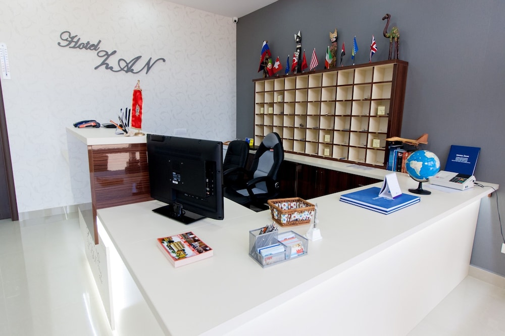 Hotel Zan 3/32