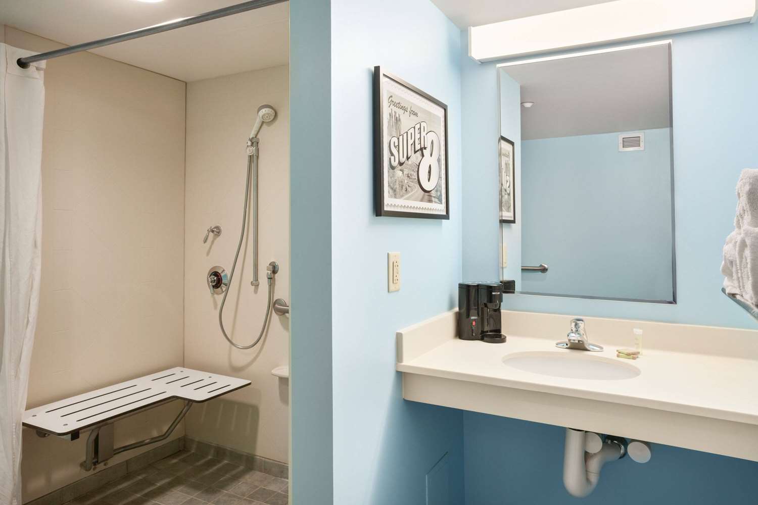 Super 8 By Wyndham Mount Laurel 39/39