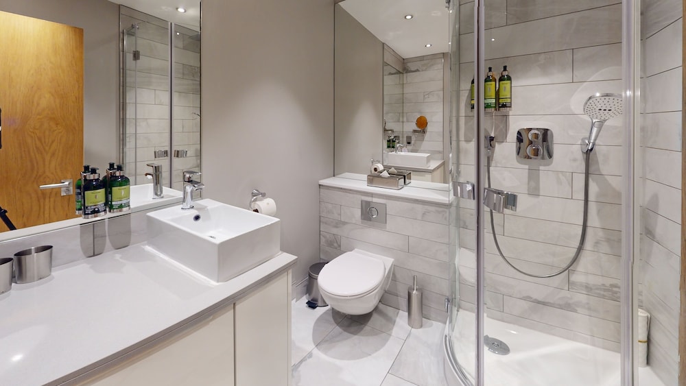 Cheval Knightsbridge 49/50