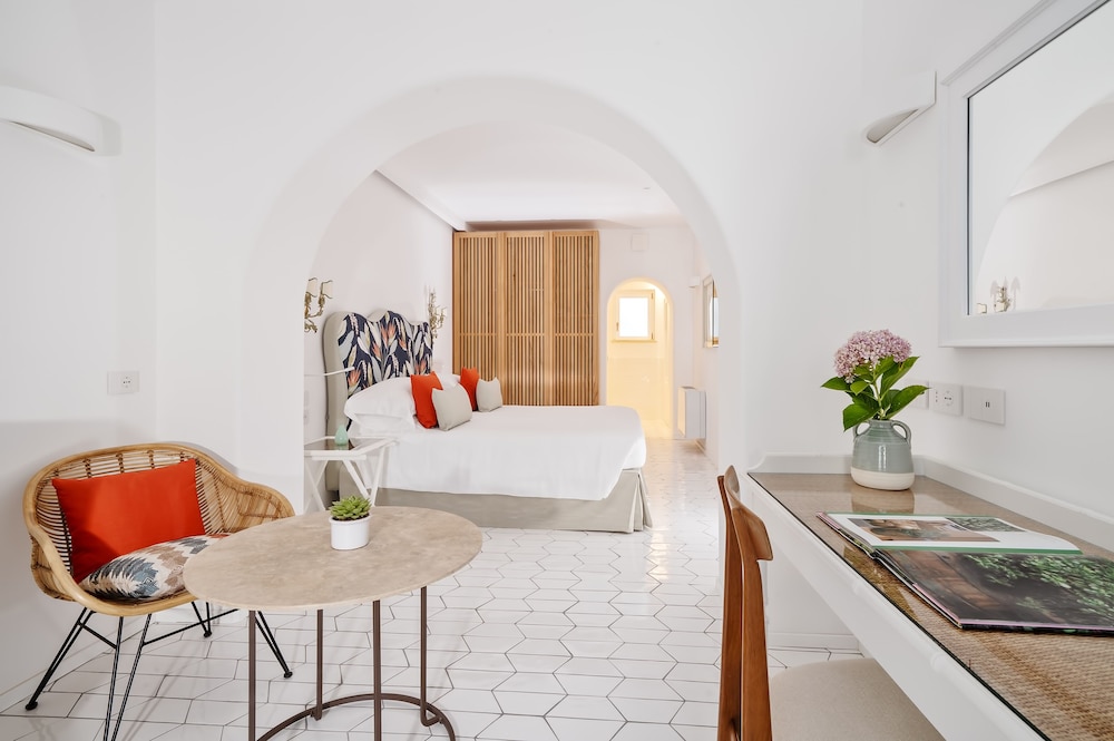 Botania Relais and Spa 63/83