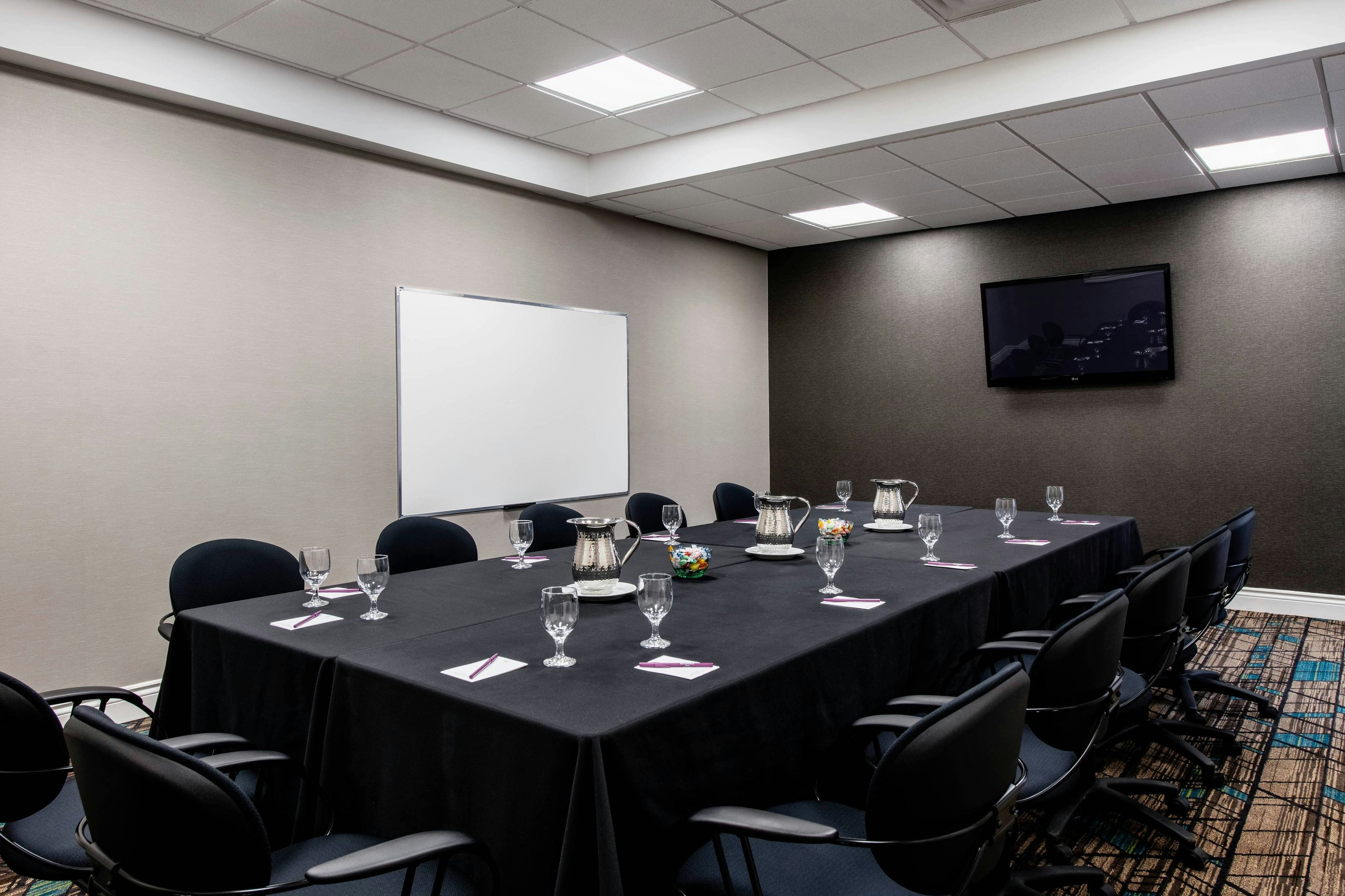 Residence Inn By Marriott Kingston Water S Edge 30/41