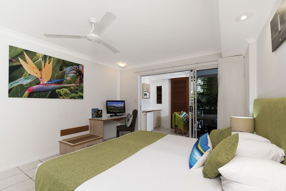 Spa, Studio, Suite, Twin Beds 2/3